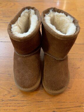 LAMO Brown Fleece-Lined Toddler Boots Size 9